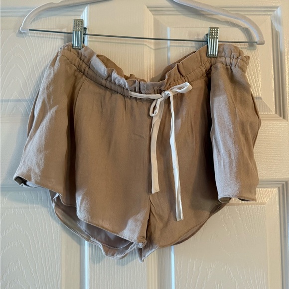 Wilfred Pants - [M] Wilfred Light Brown Neutral Casual Shorts